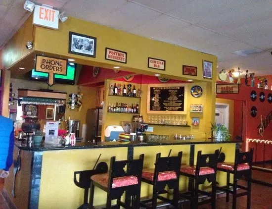 Adelita's Taquería, Restaurant & Bar