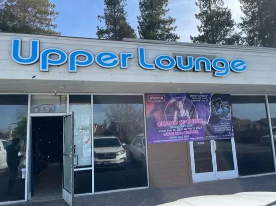 Upper Lounge