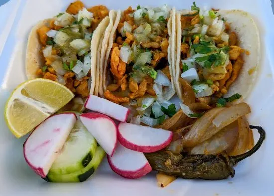 Los tocayos Mexican food truck