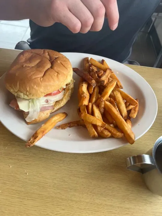 Ricks Iron Kettle Restaurant Creston, BC Checkle