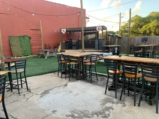 The Backyard Beer Garden