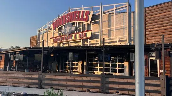 Bombshells Restaurant & Bar