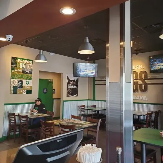 Wingstop Oakland, CA Checkle