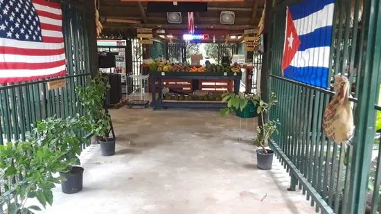 La Feria Rincón Cubano