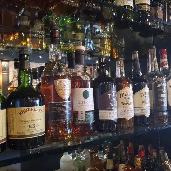 Finn MacCool’s Irish Bar