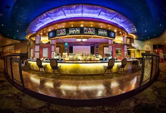 Center Bar at Calder Casino