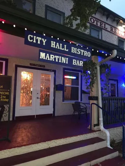 City Hall Bistro & Martini Bar