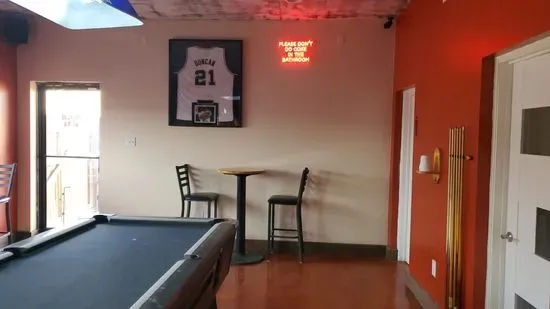 Tequila Spurs | An Affordable Sports Bar With Pool Game,Beer and DJ Music in Sanantonio Texas