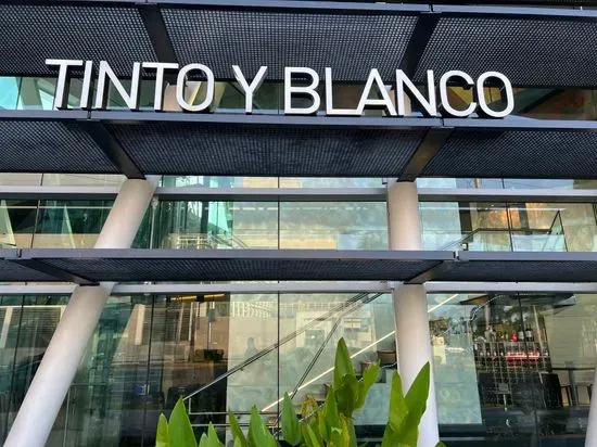 Tinto y Blanco