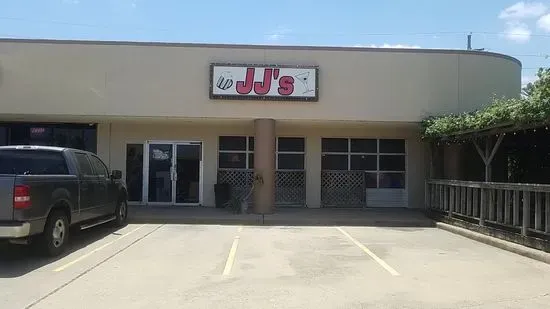 J J's Bar