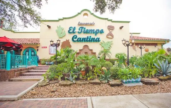 El Tiempo Cantina