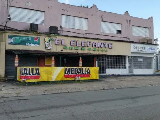 El Nuevo Elefante Bar & Grill