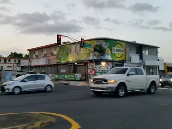 El Moderno Liquor Store0