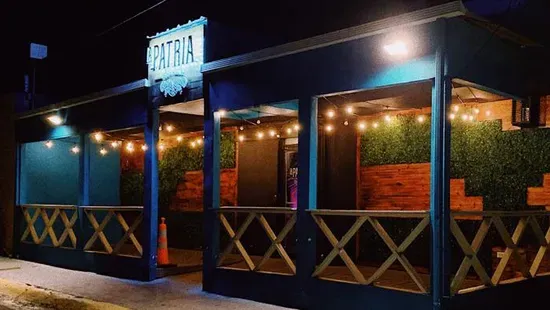 La Patria Restobar