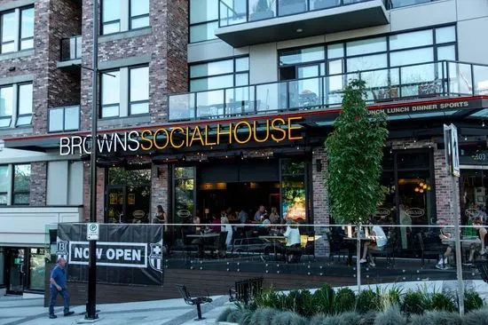 Browns Socialhouse Lower Lonsdale