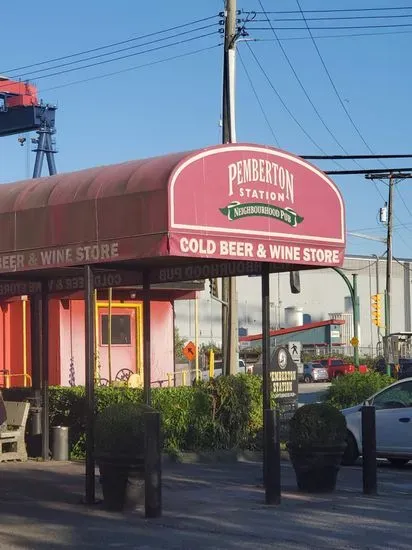 Pemberton Station Neighbourhood Pub