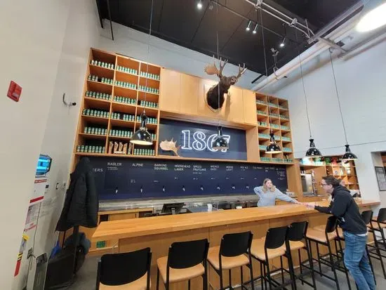 Moosehead Taproom