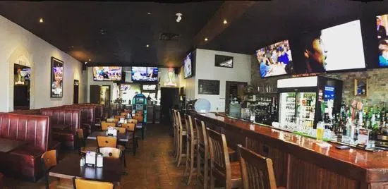 Alberto's Sports Bar And Grill