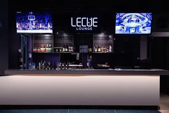 Le Cue Lounge