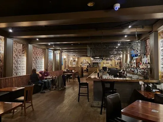 The Rook & Raven Pub