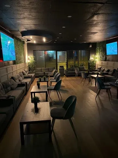 Atrium Lounge