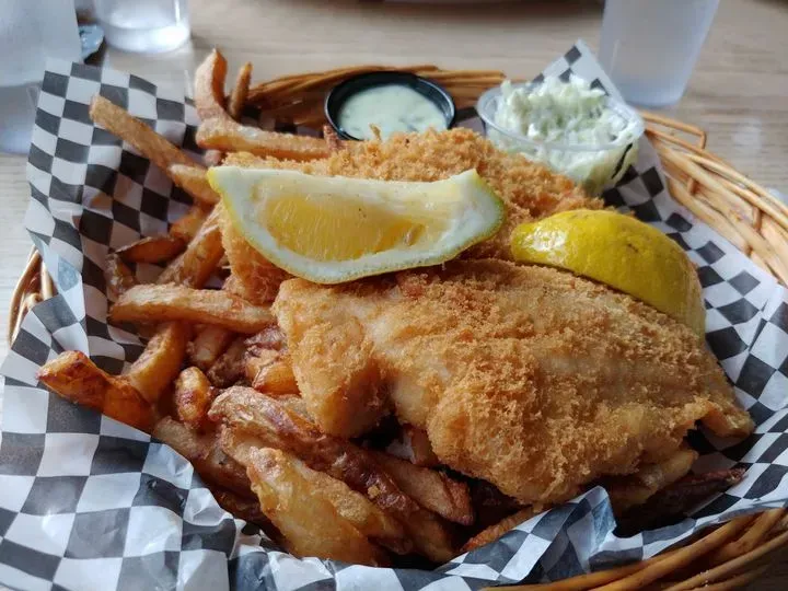 Back Alley Pizza Dawson City, YT Checkle