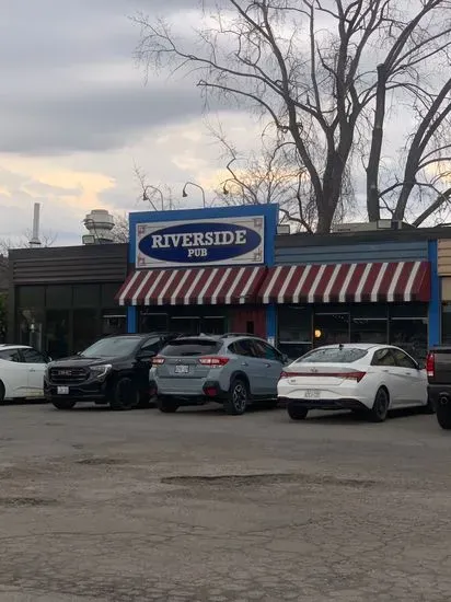 Riverside Pub