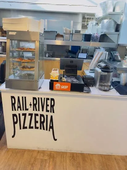 Rail and River Pizzeria