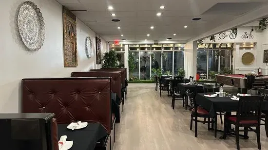 Taash - Indian restaurant and Bar