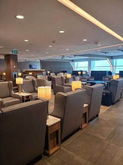 Plaza Premium Lounge (Domestic Departures, Terminal 3)