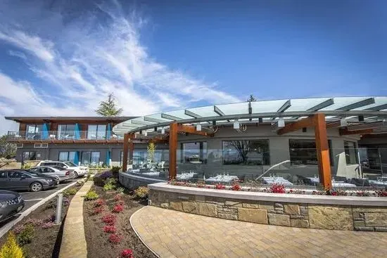 Qualicum Beach Inn