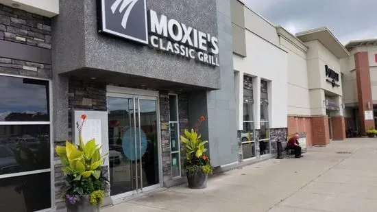 Moxies Barrie Restaurant