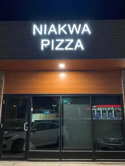 Niakwa Pizza