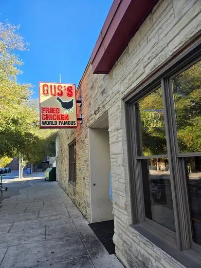 Gus’s World Famous Fried Chicken