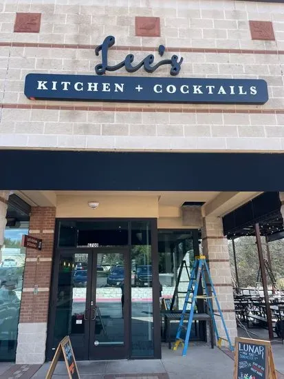 Lee’s Kitchen + Cocktails