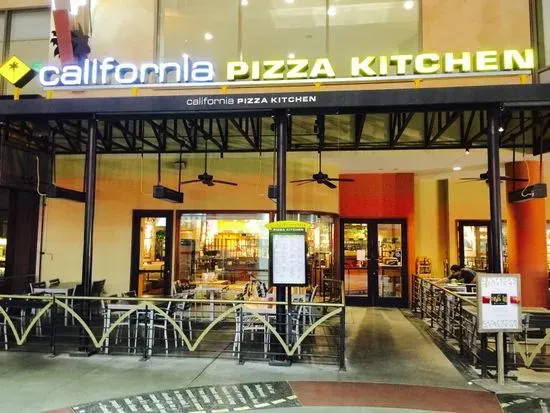 California Pizza Kitchen at Hollywood