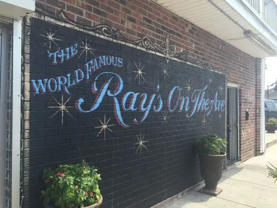 Ray's On The Ave