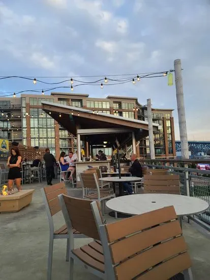 Landshark Rooftop Bar