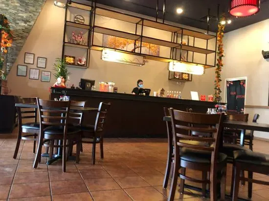 Elin Asian Bistro & Ramen