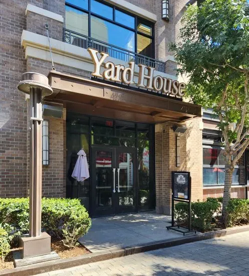 Yard House