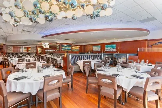 The Oceanaire Seafood Room