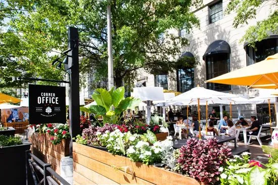 The Patio at Hotel Washington