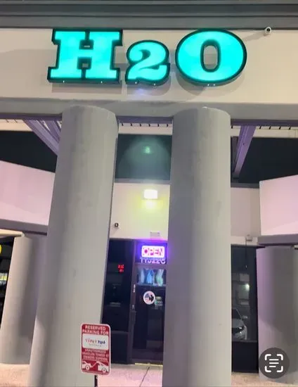 h20 ultra lounge