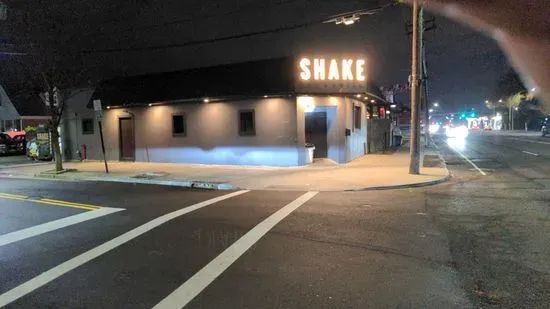 Shake Bar & Grill