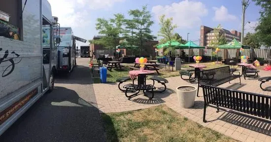 Mr Corn BBQ Catering & Food Truck Co