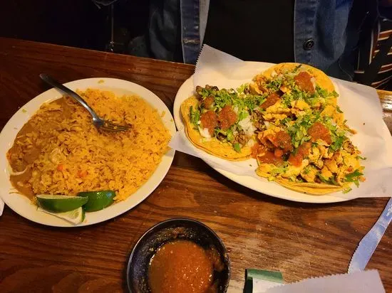 El Arriero Mexican Grill