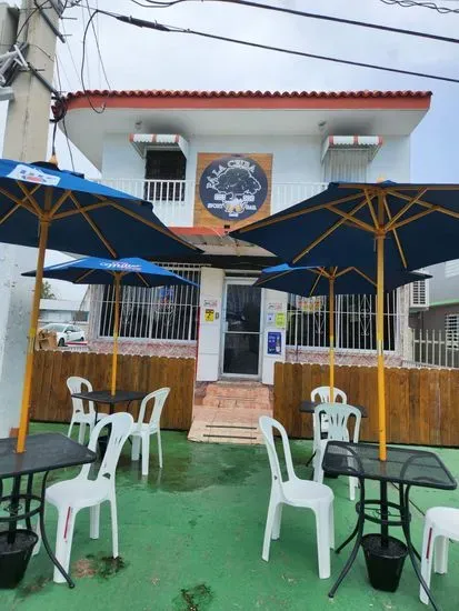 Pa'La Ceiba Sport Bar