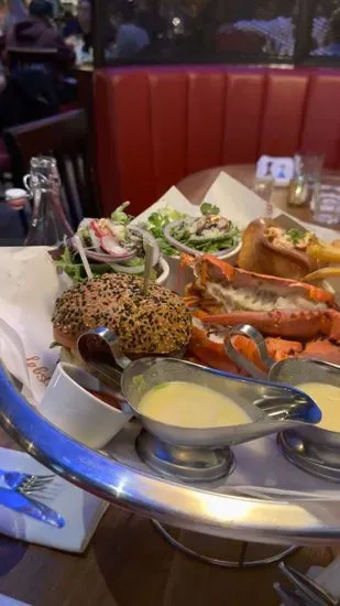 Burger & Lobster Bryant Park