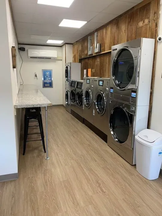 Lucky Laundry | Fisher, IL | Checkle