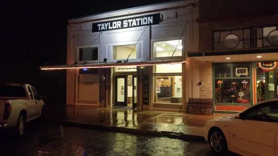 Taylor Station Bar